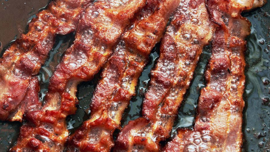 UK faces bacon shortage amid COVID-19 outbreak in Denmark