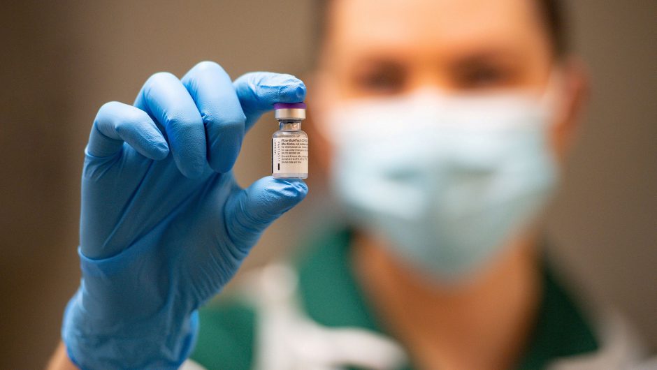 Canada authorizes Pfizer’s COVID-19 vaccine
