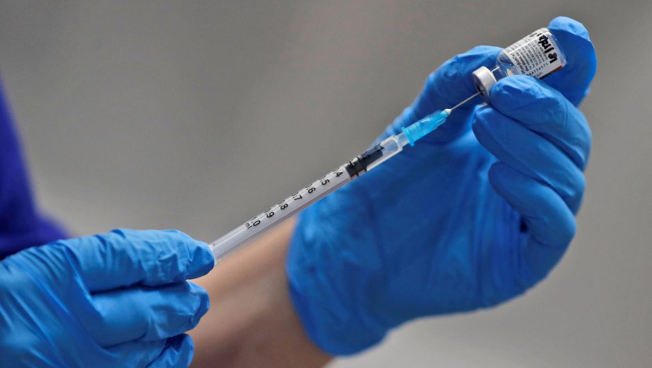 NYC’s COVID-19 vaccine delivery expected Monday morning