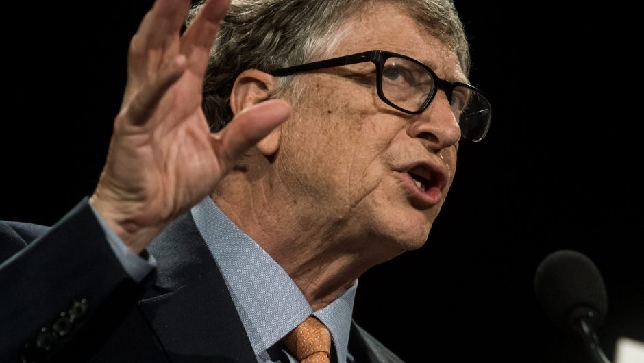 Bill Gates said the transition between presidential administrations is ‘complicating’ the distribution of COVID-19 vaccines, but ‘we’ll get through this in a positive way’