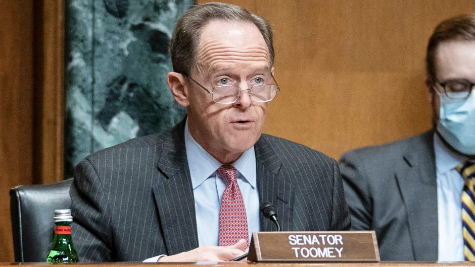 Sen. Pat Toomey urges Trump to sign COVID-19 relief bill