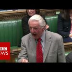 Dennis Skinner kicked out of Commons for calling David Cameron "dodgy Dave" – BBC News