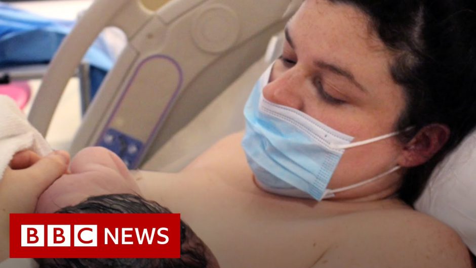 Mothers told to wear face masks during labour – BBC News